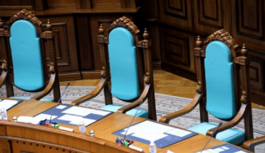 المحكمة الدستورية ترفض مشروع قانون مقدم من الرئيس الأوكراني