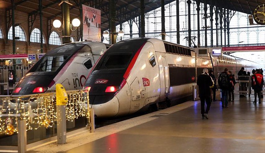 تواصل الاضرابات في فرنسا خاصة في مجال النقل