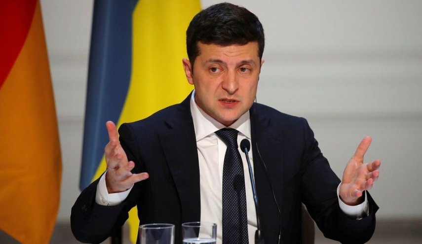 الرئيس الأوكراني يؤكد استعداد بلاده لتبادل الأسرى في دونباس 
