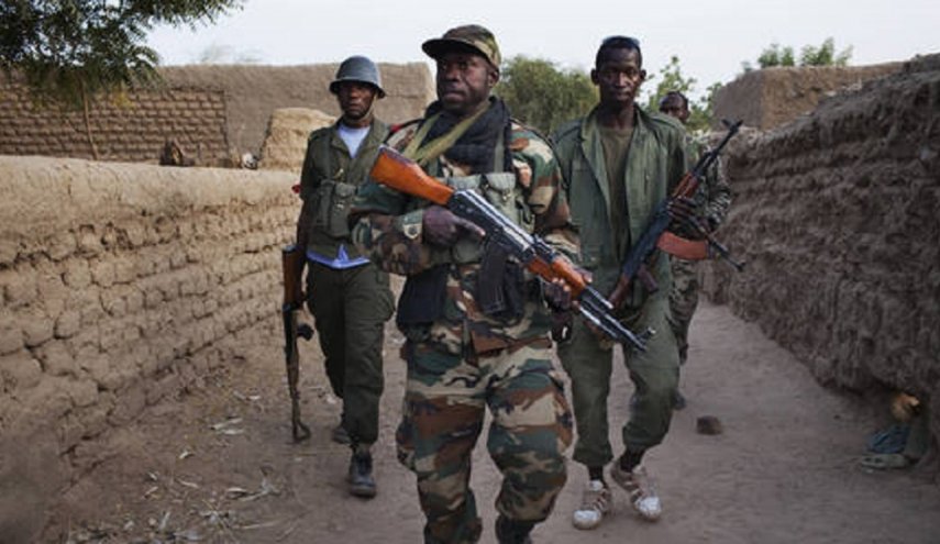 مقتل رجل أمن وأحد المسلحين في هجوم غرب النيجر
