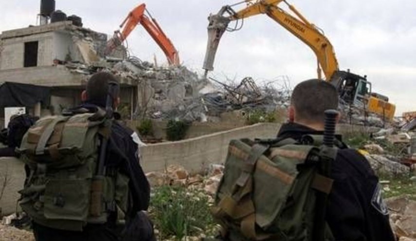 الاحتلال يهدم منزلا بحي سلوان بالقدس