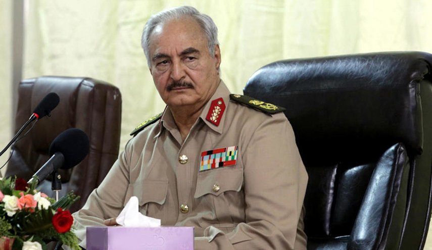 حفتر يعلن النفير العام لمواجهة أي قوات ترسل إلى ليبيا
