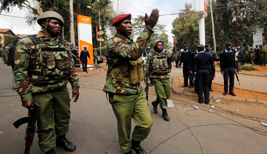 شرطة كينيا تعتقل 3 حاولوا اقتحام معسكر للجيش البريطاني