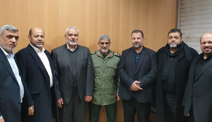 دیدار هیئت بلند پایه حماس با فرمانده نیروی قدس سپاه