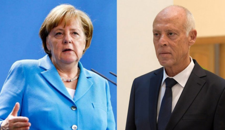 الرئيس التونسي والمستشارة الألمانية يشددان على الحل السلمي للأزمة الليبية
