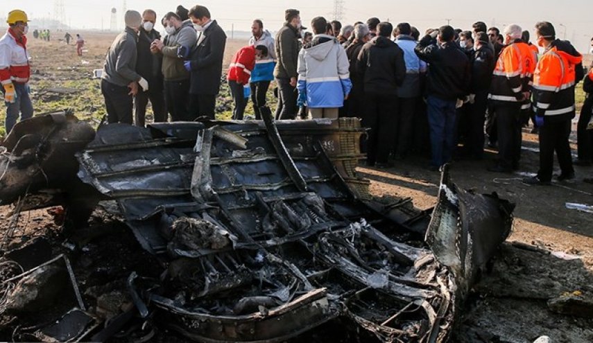 گزارش اولیه سقوط بوئینگ 737 اوکراینی/نقص فنی موجب آتش سوزی و قطع ارتباط مخابراتی شد
