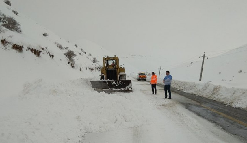 برف و باران در جاده‌های 13 استان/ ترافیک در کندوان و محدودیت ترافیکی در هراز