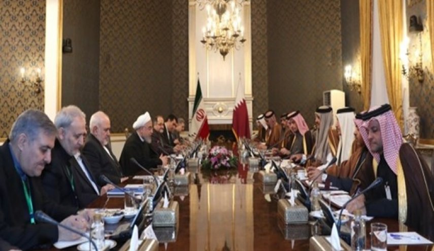 روحاني: تنمية العلاقات بين ايران وقطر مهم لشعبي البلدين