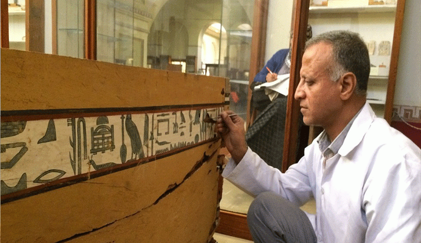 أكثر من 200 قطعة أثرية تصل المتحف المصري الكبير