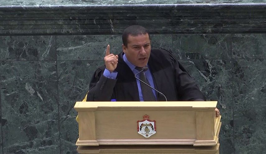 نائب أردني يتكلم بالعبرية: لا للغاز الصهيوني!