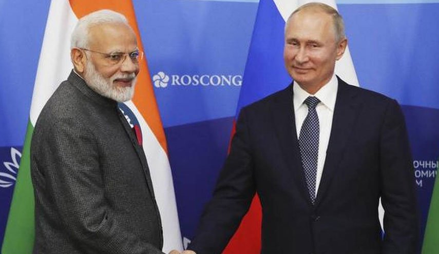 آغاز مذاکرات دهلی‌نو و مسکو برای تامین طولانی مدت نفت هند/ عربستان پس از عراق بزرگترین صادر کننده نفت به هند است