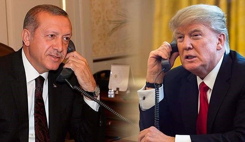 ترامب وأردوغان يبحثان هاتفيا تطورات الأزمة في ليبيا