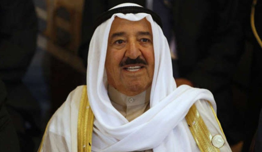 أمير الكويت يبعث برقیة الى آیة الله السیستاني للاطمئنان على صحته