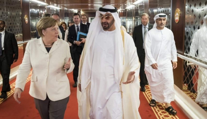 مذاکرات بن‌زاید و مرکل در برلین درباره تحولات منطقه
