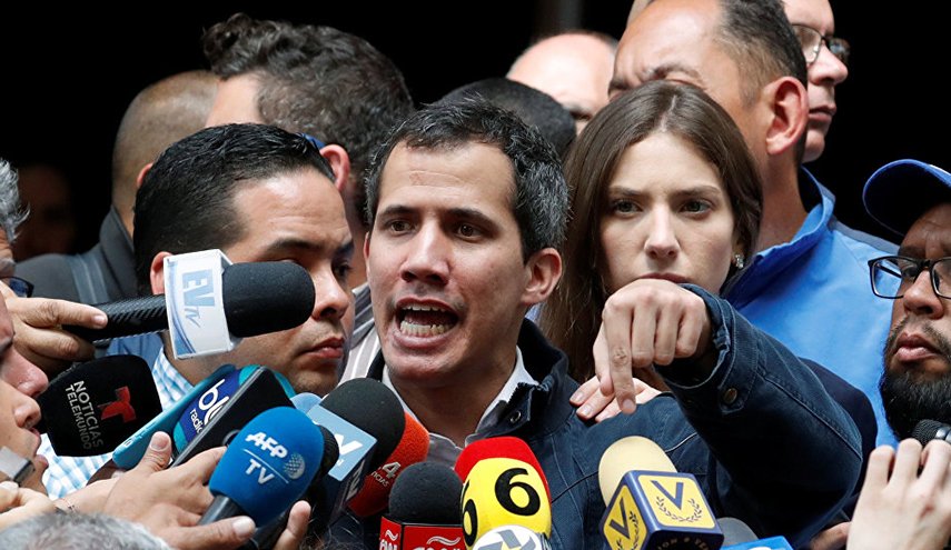 بومبيو يؤكد عزم واشنطن لتعزيز دعم المعارضة في فنزويلا