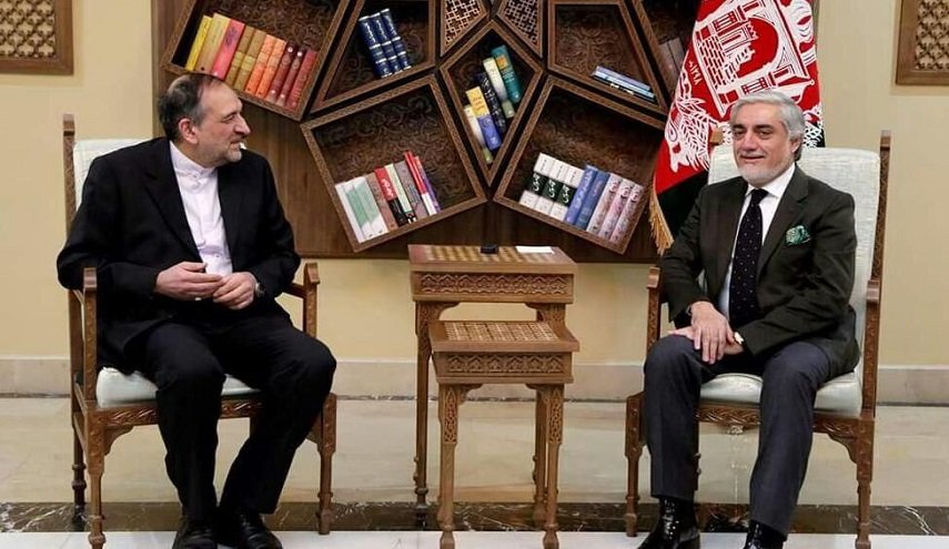 السفير الإيراني يبحث مع عبدالله عبدالله جهود السلام في أفغانستان