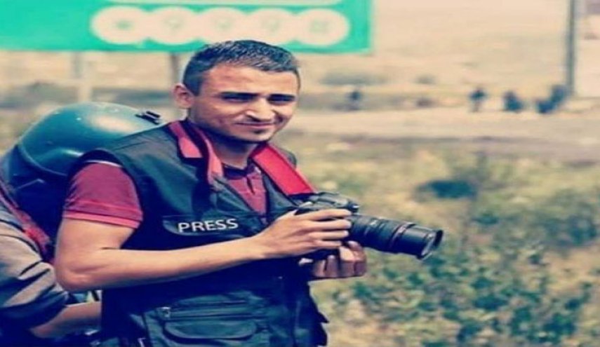 الاحتلال يعتقل صحفيا من جنين على حاجز زعترة