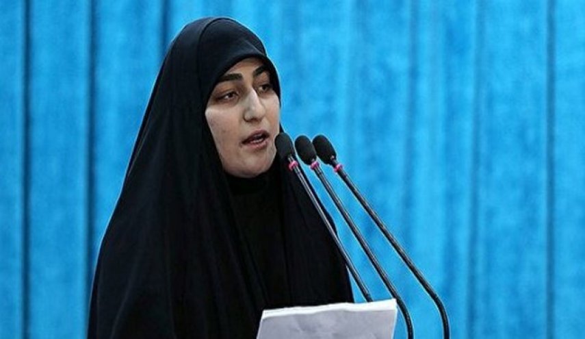 دختر شهید سلیمانی: ما را بکشید تا بازوان ما برای یاری اسلام به ذوالفقار بُرنده تبدیل شوند