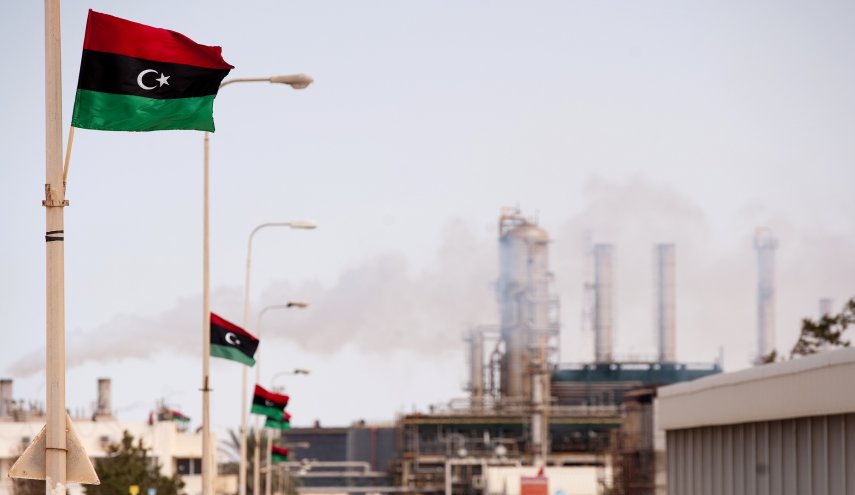 المؤسسة الوطنية للنفط في ليبيا تحذرمن انهيار انتاج النفط