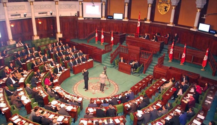 البرلمان التونسي يدين بشدّة 