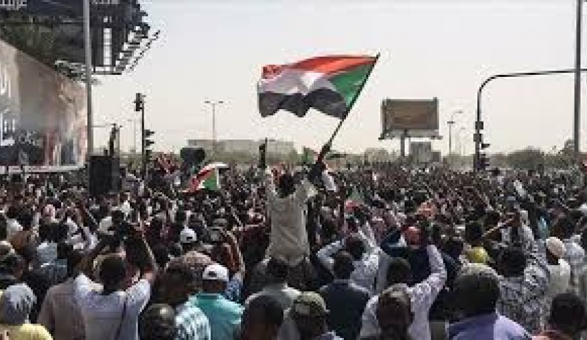 تظاهرات حاشدة في السودان للمطالبة بتحقيق اهداف الثورة 