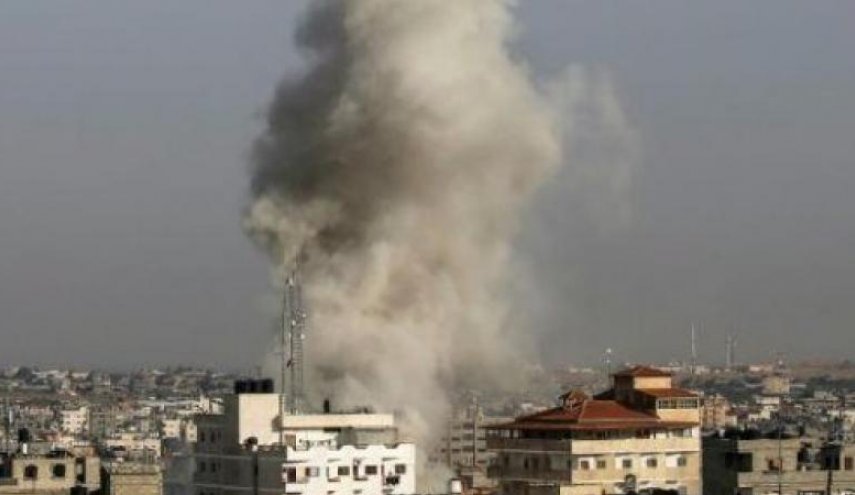 إصابات في غزة ومدفعية الاحتلال تقصف موقعا للمقاومة