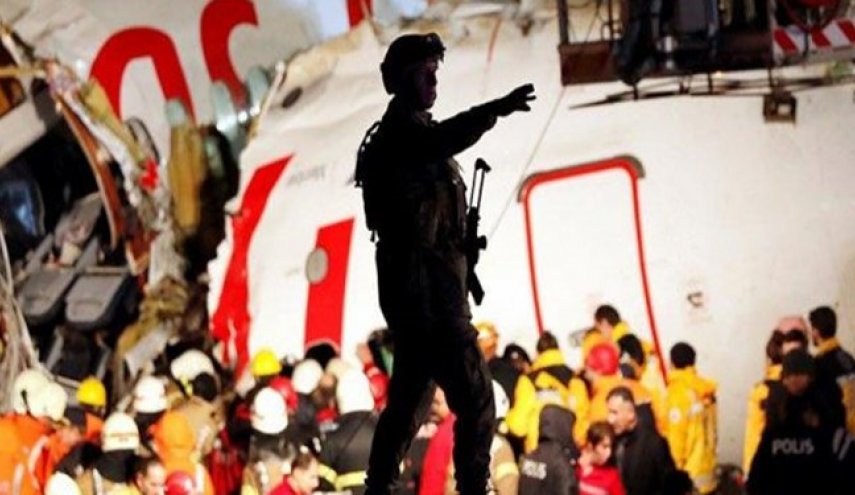 استاندار استانبول: 120 زخمی حادثه خروج هواپیما از باند به بیمارستان منتقل شده‌اند