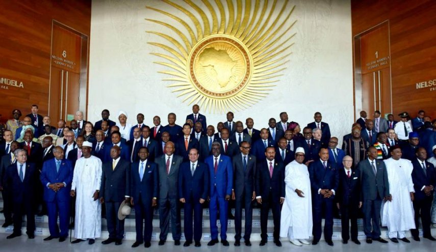انطلاق أعمال قمة الاتحاد الأفريقي بمشاركة محمود عباس