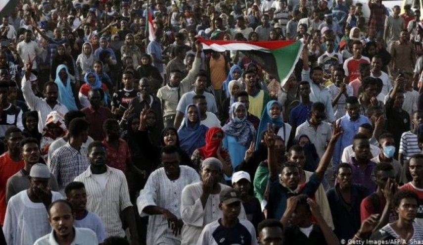 مسيرات غاضبة في تركيا والسودان والمغرب ضد صفقة ترامب