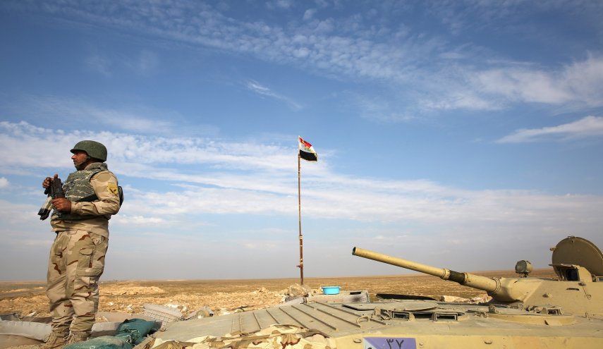 الحشد والقوات العراقية  تؤمن الحدود المشتركة مع سوريا