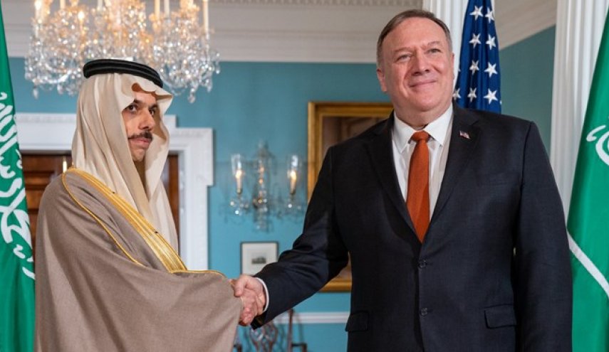پامپئو در دیدار با وزیر خارجه سعودی از «مقابله با ایران» صحبت کرد