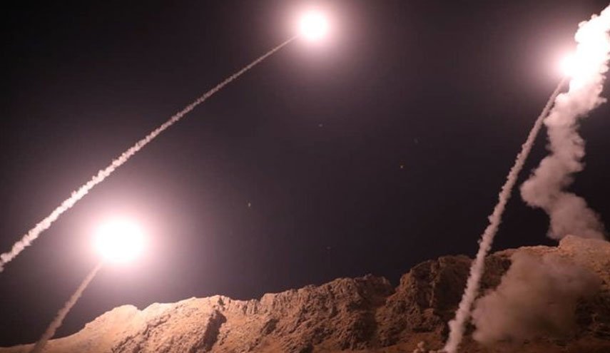انتقام موشکی تهران در واکنش به ترور سردار سلیمانی/ نشریه ژاپنی: دقت بالای موشک های ایران باعث هراس آمریکا شده است