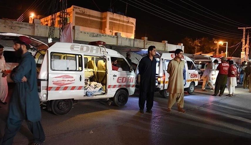 نشت گاز سمی در کراچی ده‌ها نفر را روانه بیمارستان کرد