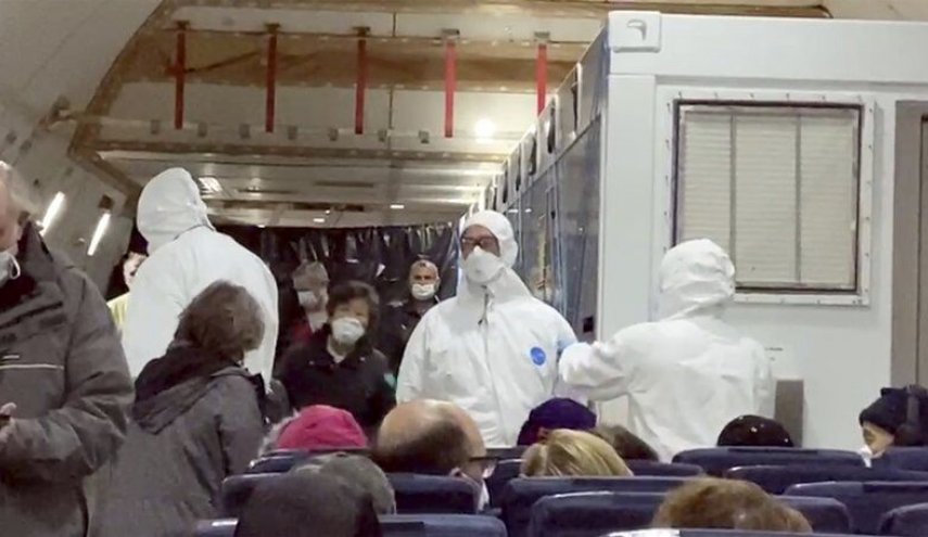 مسافران امریکایی کشتی کروز در پایگاه‌های ارتش قرنطینه می‌شوند