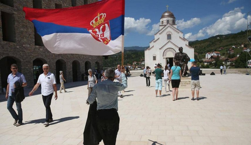 صرب البوسنة يلوحون بالانفصال 
