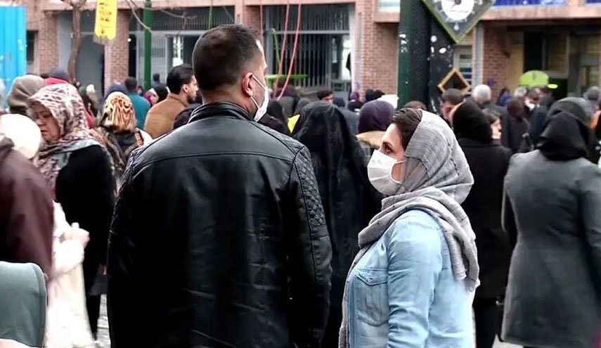 بستری یکی از کارکنان مشکوک به ویروس کرونا در بیمارستانی در تهران