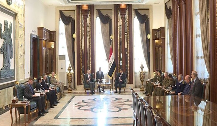 دیدار سفیر آمریکا با وزیر دفاع عراق 