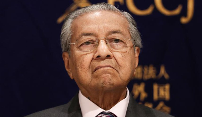 رئيس وزراء ماليزيا يقدّم إستقالته إلى الملك          