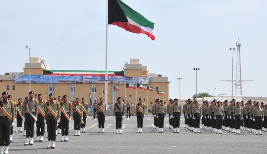 الكويت تعلن تعطيل الدراسة أسبوعين للكليات والمدارس العسكرية