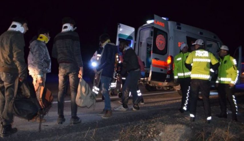 حادث في تركيا يصيب 14 لاجئاً سورياً