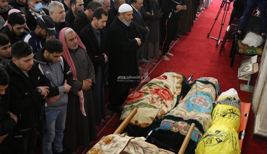 جماهير غفيرة تشيع جثامين ضحايا حادثة النصيرات بغزة