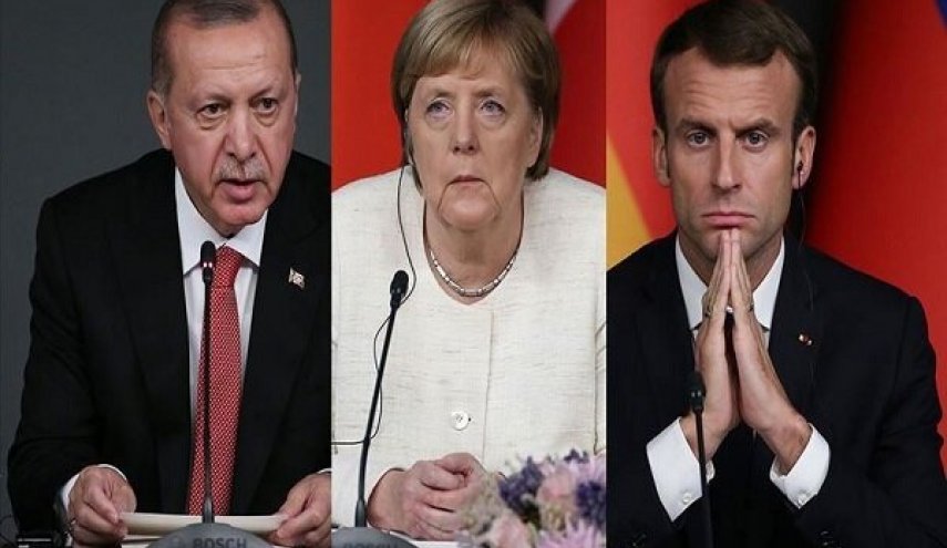 اردوغان، ماکرون و مرکل گفتگو می‌کنند