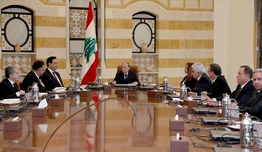 الحكومة اللبنانية تقرر توزيع مساعدات للذين تعطلت اعمالهم بسبب كورونا
