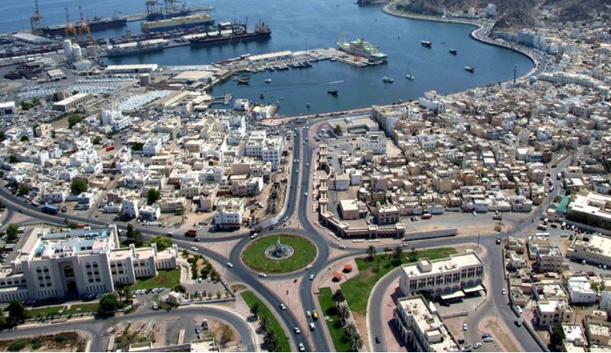 تداعيات تهاوي النفط على الوضع الاقتصادي في عمان