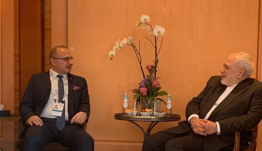 ظریف در جریان آخرین تصمیمات نشست شورای وزیران خارجه اتحادیه اروپا قرار گرفت
