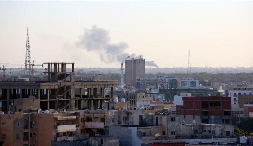 حكومة الوفاق الليبية تحذر من كارثة إنسانية بسبب هجمات حفتر
