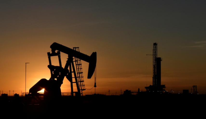 کاهش بهای جهانی نفت
