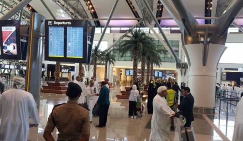 سلطنة عمان تقرر وقف جميع الرحلات الداخلية والدولية