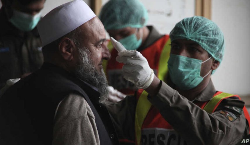 ارتفاع أعداد المصابين بكورونا في باكستان إلى 2458 حالة