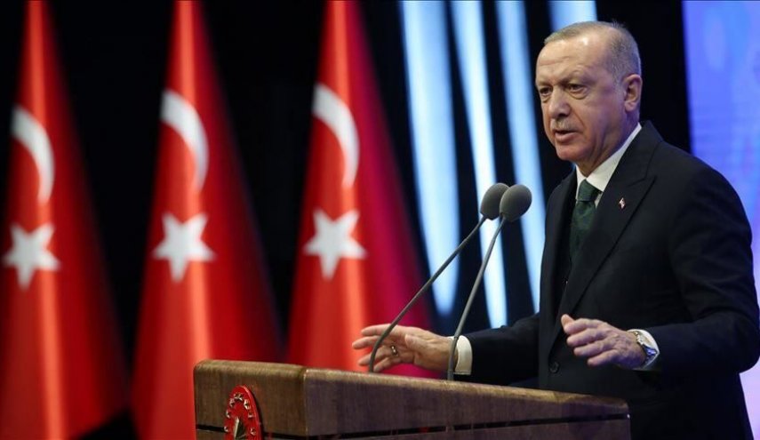 اردوغان از ممنوعیت ورود و خروج خودروها در ۳۰ شهر بزرگ ترکیه خبر داد